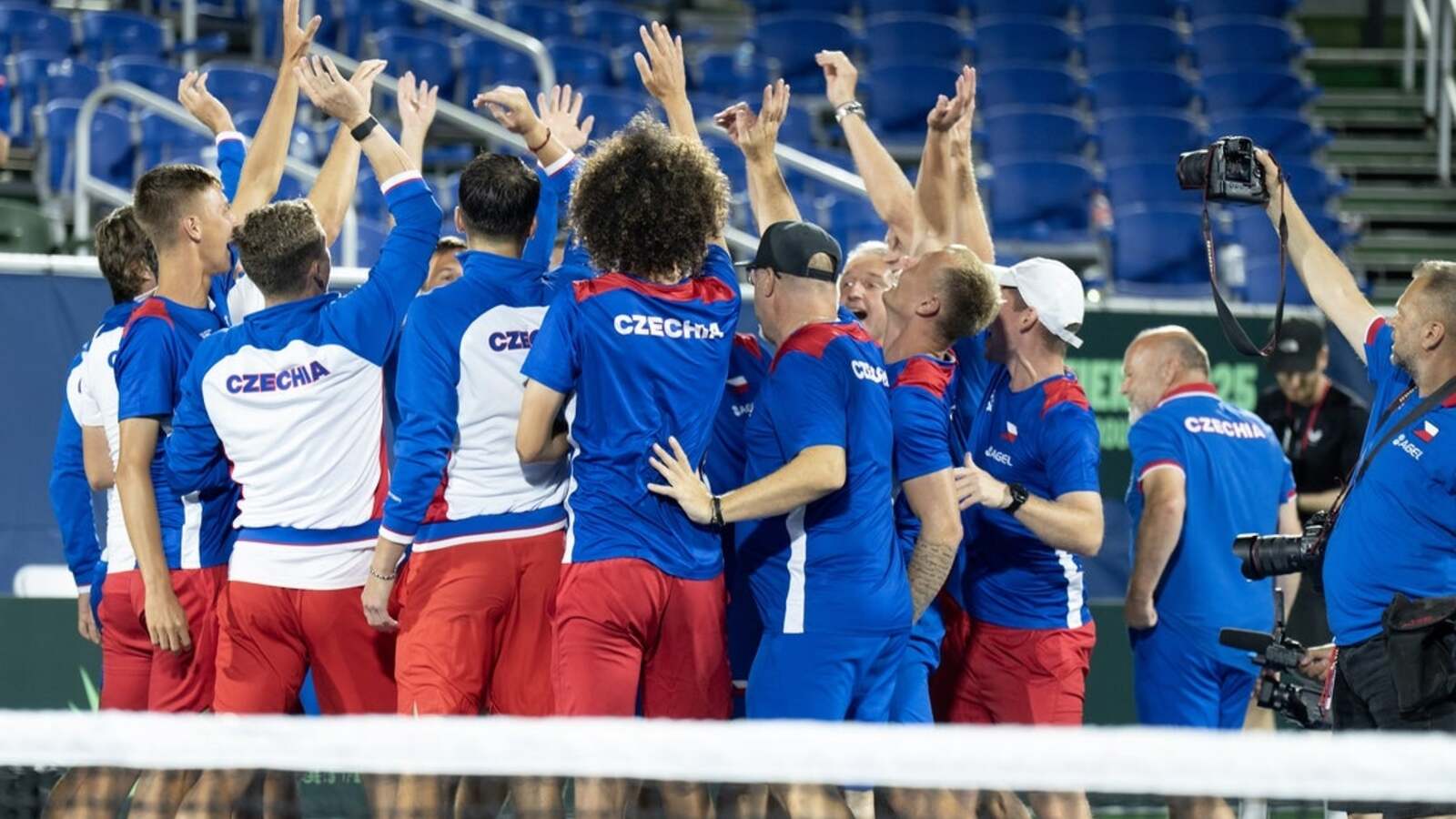 Davis Cup roundup: Czech Republic eliminates U.S. team 3-2 in qualifying