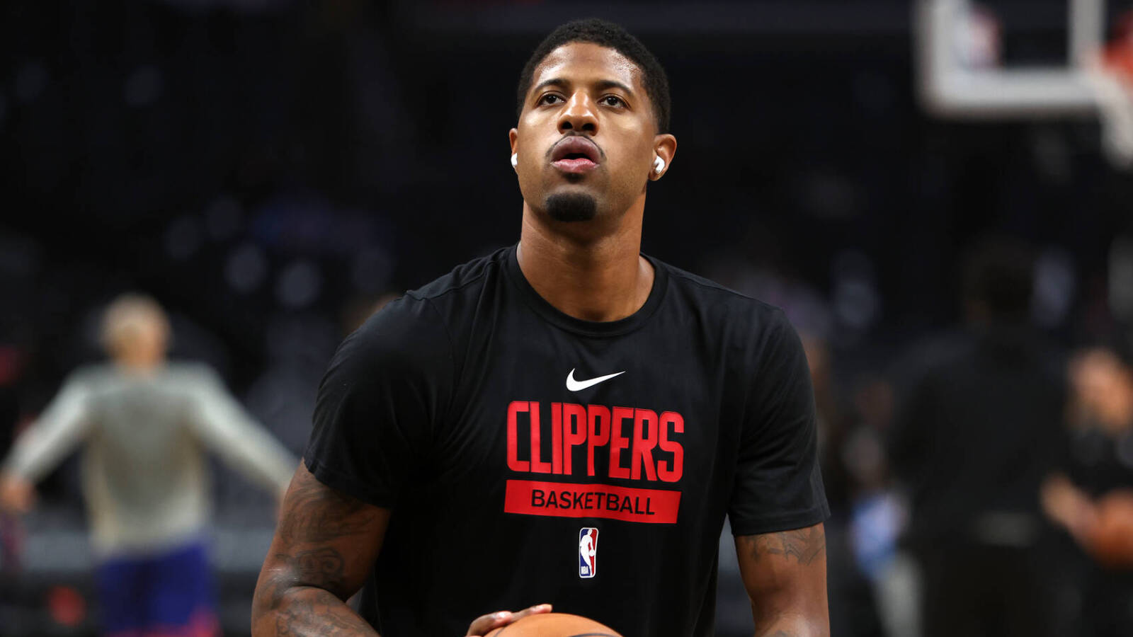 Clippers HC Tyronn Lue gives Paul George injury update