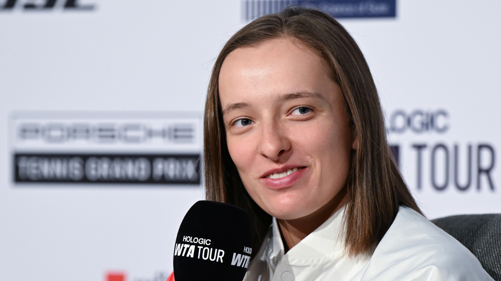 Schedule and Preview 2025 Stuttgart Open WTA Day Three including Andreeva sisters clash and Iga Swiatek starting campaign