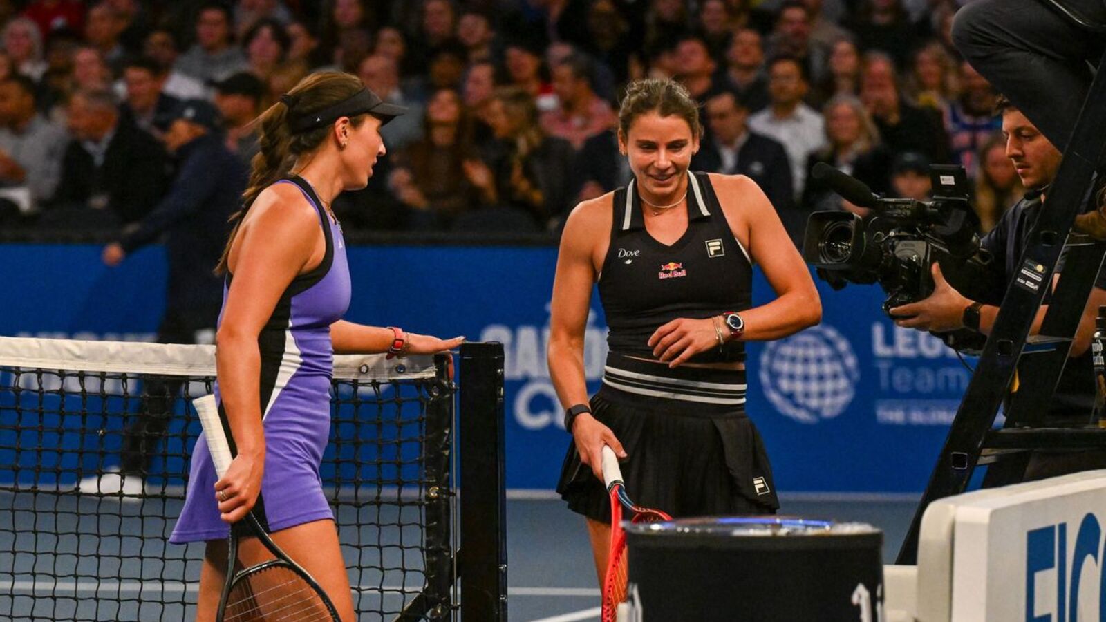 Jessica Pegula, Emma Navarro join tennis legends for charity exhibition match to benefit North Carolina hurricane victims