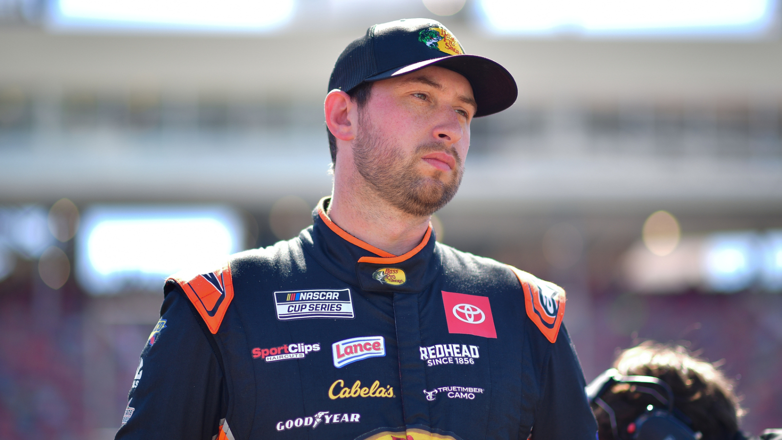 Chase Briscoe gets air, big damage after crashing in seven-car pileup at Phoenix