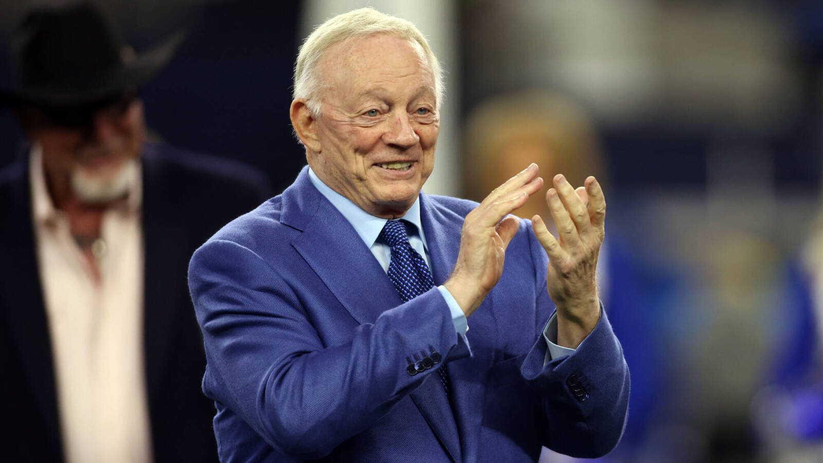 Owner Jerry Jones drops hint about Cowboys' draft strategy