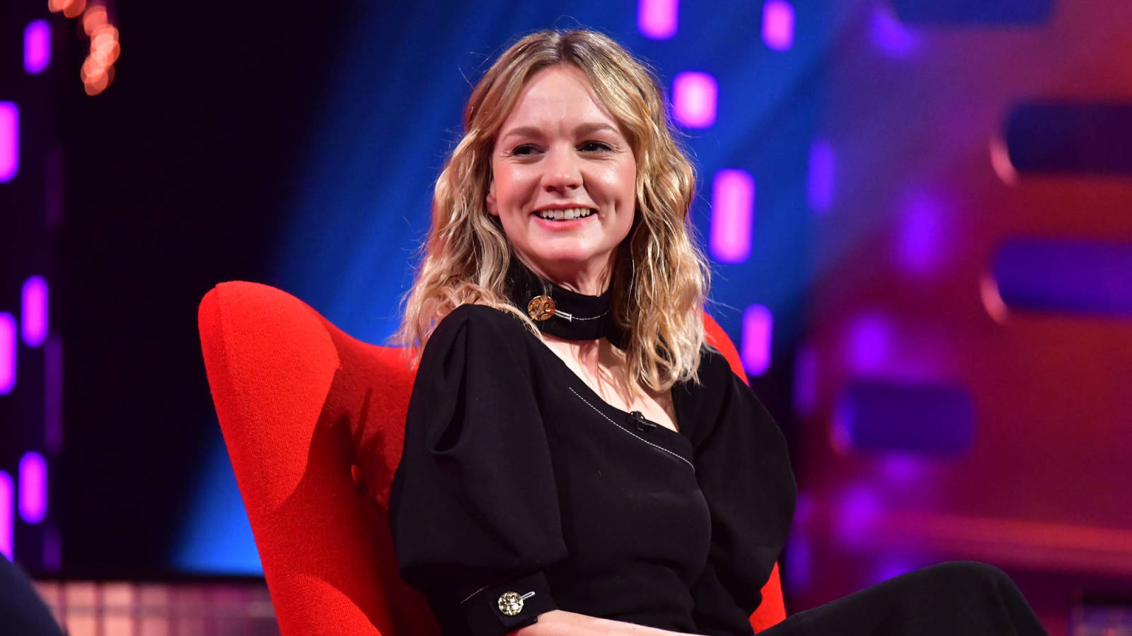 Saturday Night Live Announces April Hosts And Musical Guests Yardbarker Saturday Night Live Announces April Hosts And Musical Guests Yardbarker