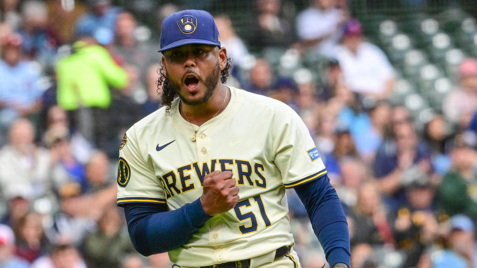 Brewers ace making late push for NL Cy Young award