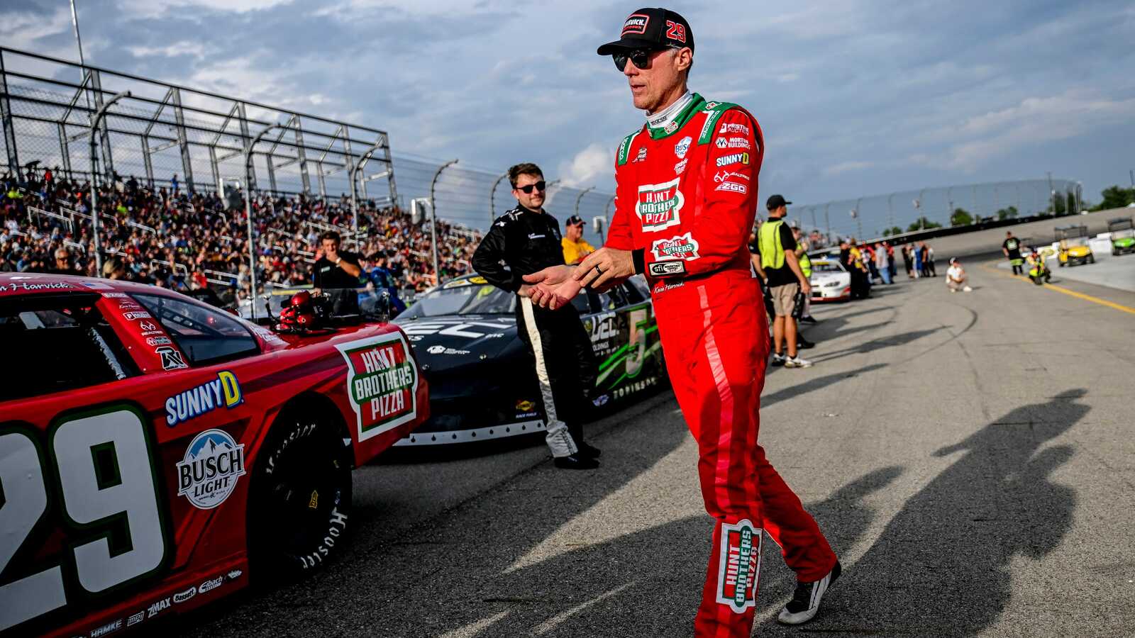 Kevin Harvick Joins In on Debate With NASCAR Analyst Over Playoffs