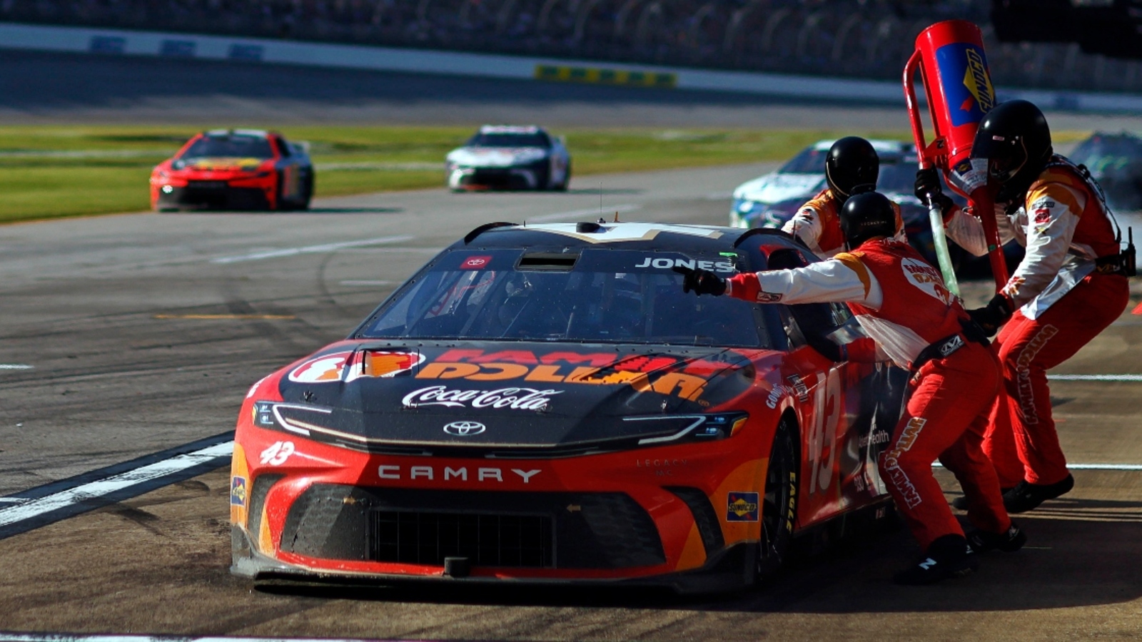 Kevin Harvick: Crashes like Erik Jones’ in NASCAR Gen 7 car ‘are much more violent’