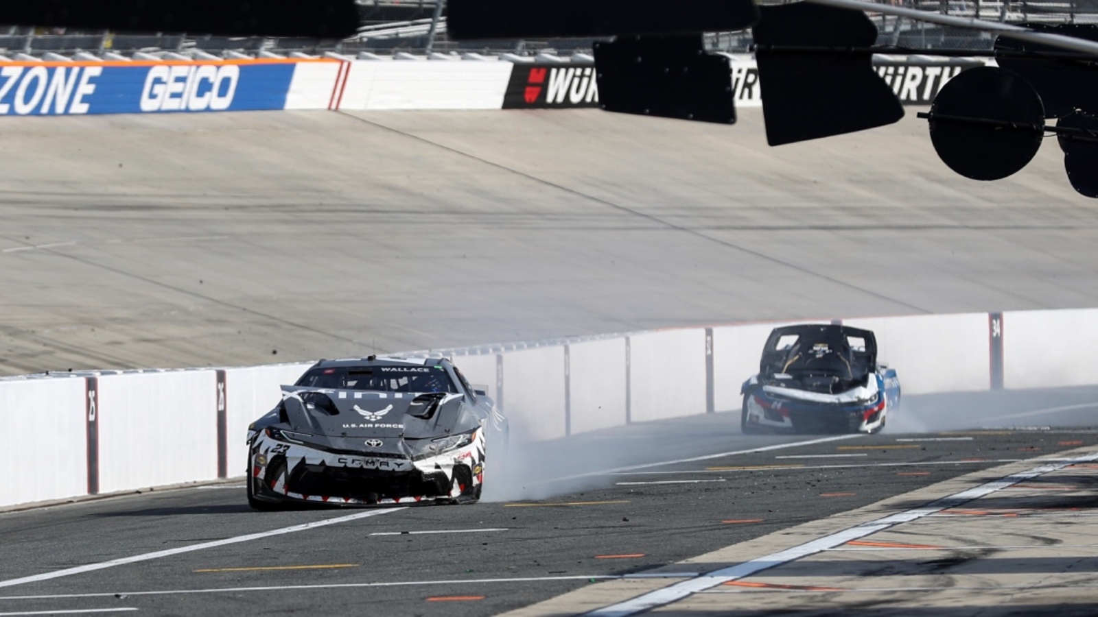 Kevin Harvick opines on the wreck that collected Bubba Wallace, William Byron, Christopher Bell
