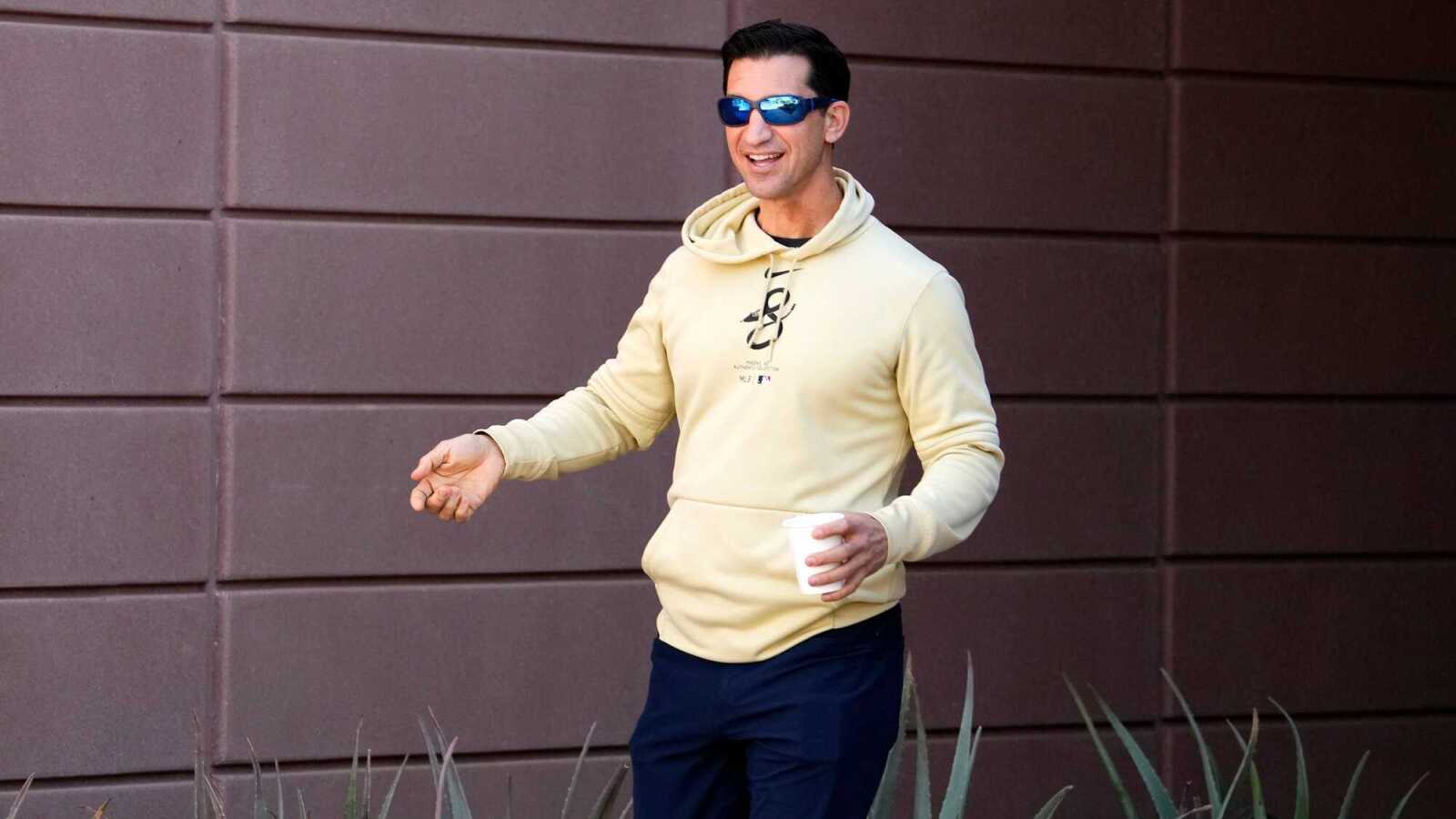 Mike Hazen wants to buy at the trade deadline but can the Diamondbacks make that happen?