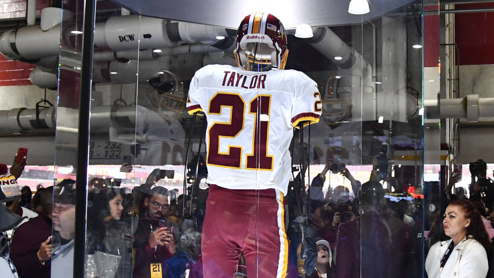 Sean Taylor's half-brother saw no issue with Commanders' tribute