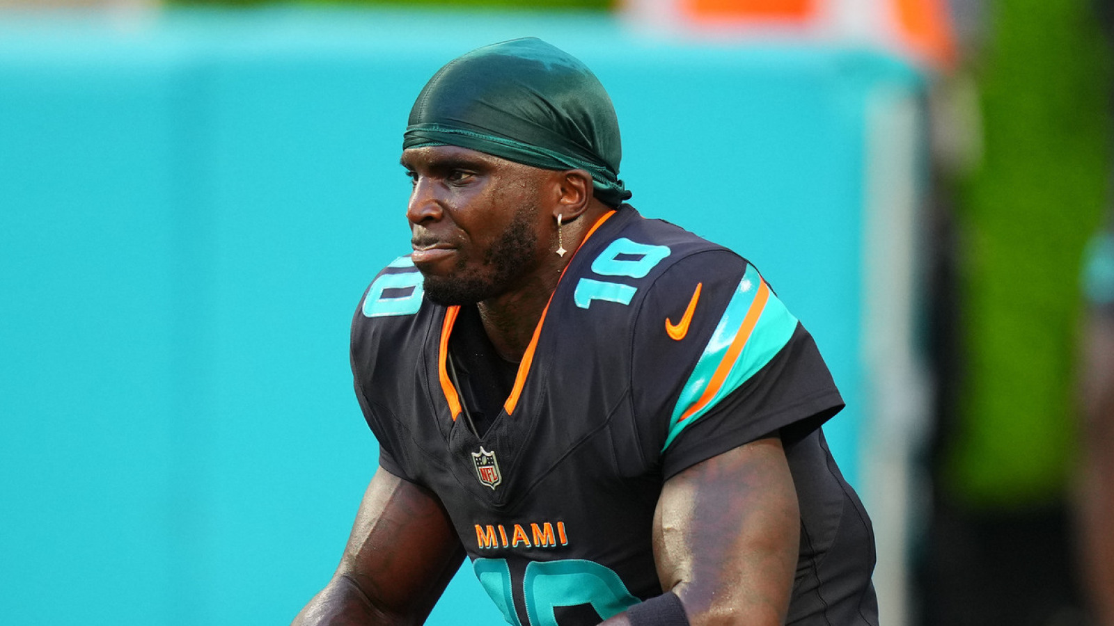 How Dolphins' Tyreek Hill inspired teammates after devastating injury vs. Jets