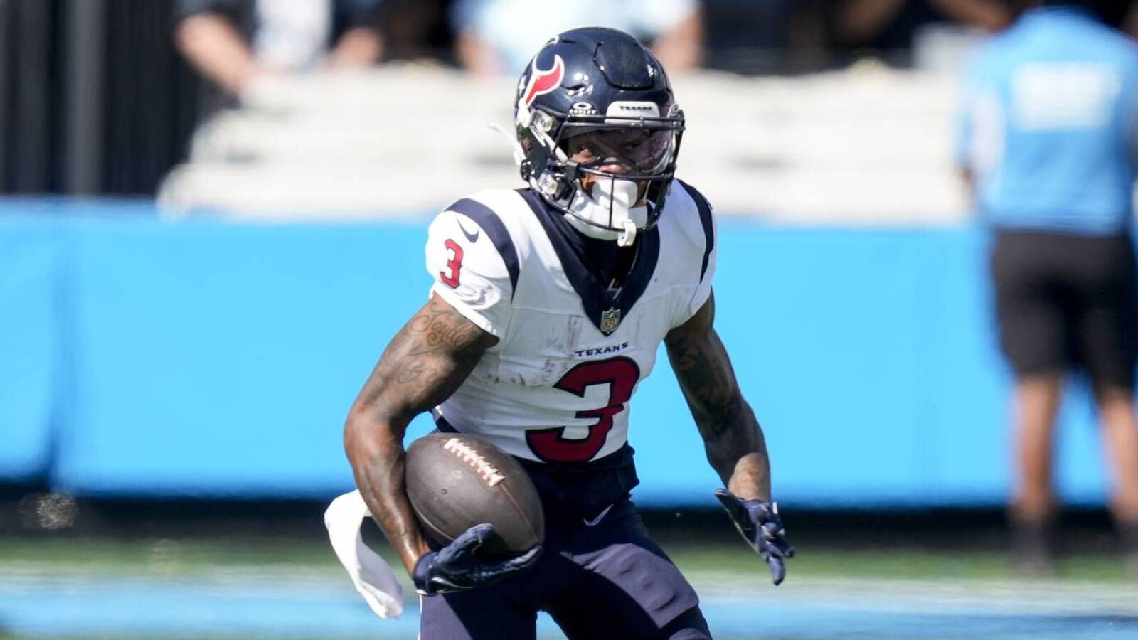 Texans' Tank Dell progressing in recovery from gunshot wound