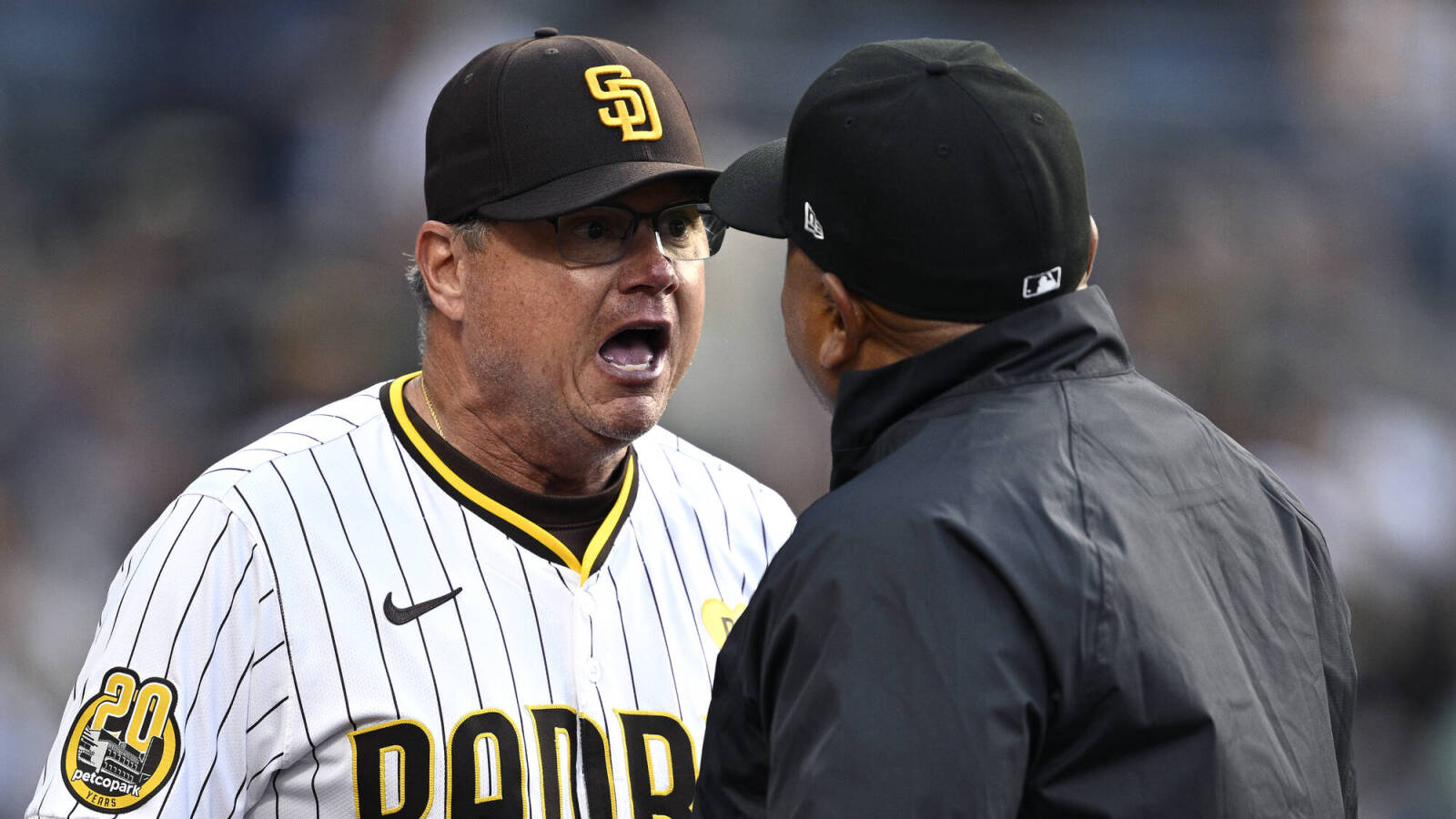 Padres lose outfielder, manager to first-inning ejections