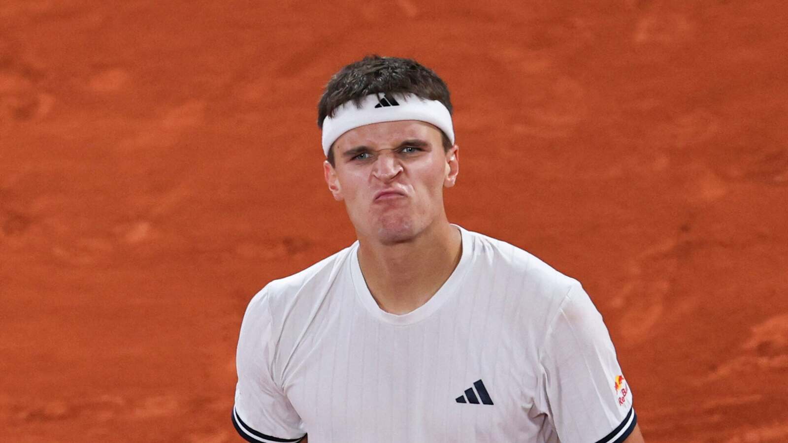 You won’t believe the messages João Fonseca and Jakub Mensik exchanged after Roland Garros
