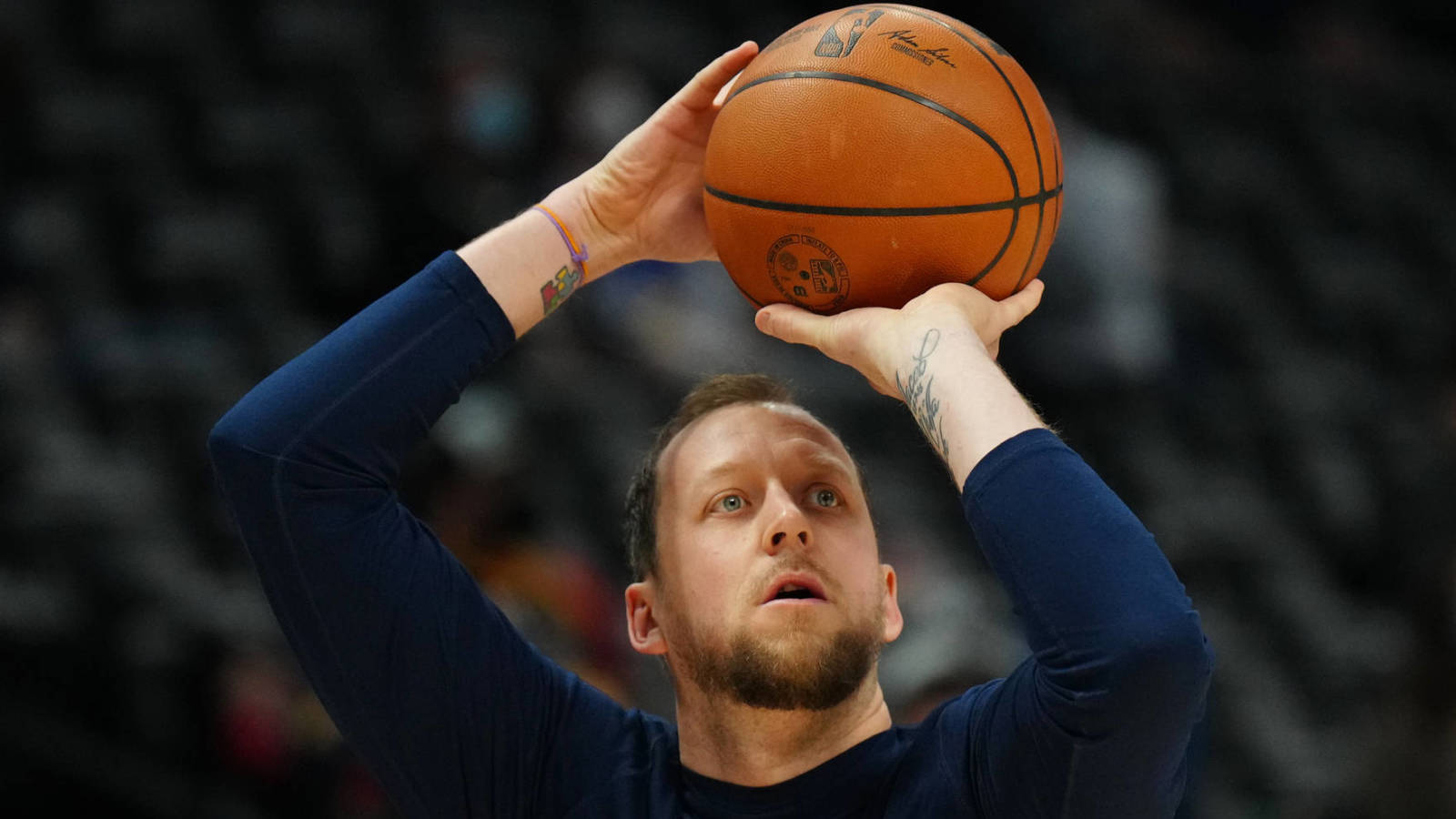 Joe Ingles suffers potentially 'significant' knee injury; MRI set for Monday