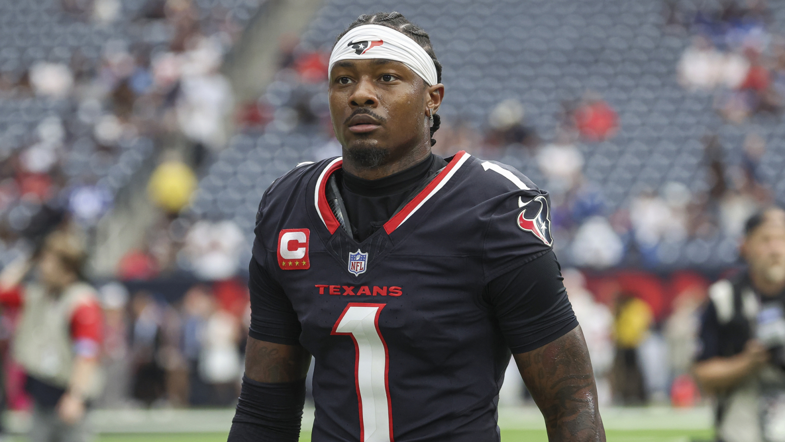 Patriots OC Josh McDaniels discusses Stefon Diggs' arrival at OTAs