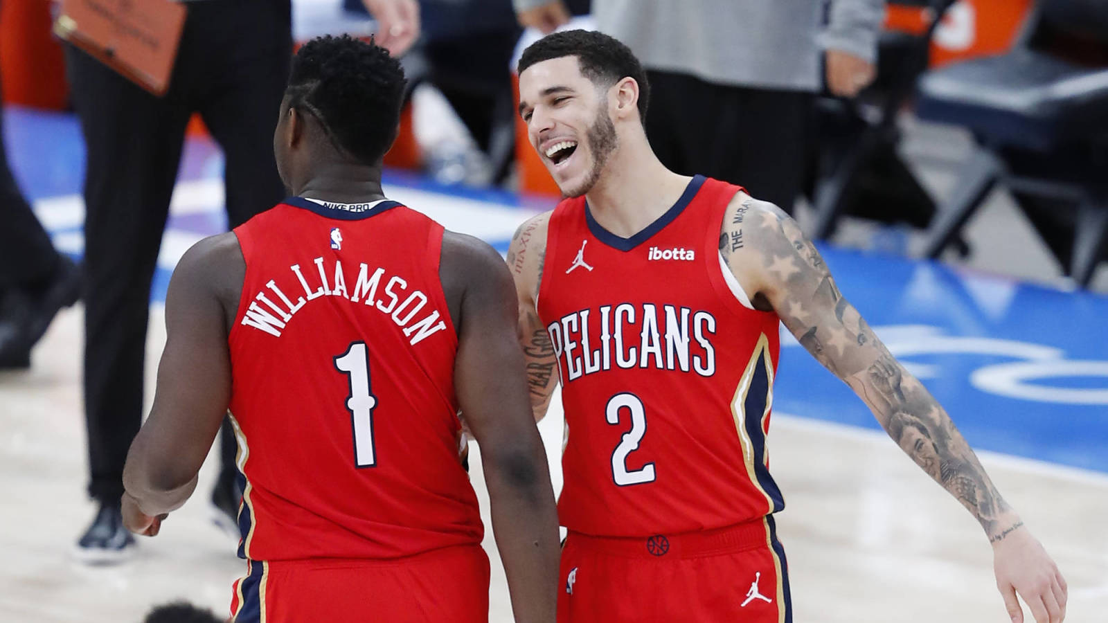 Zion Williamson praises Lonzo Ball as 'great player,' wishes he 'got the full respect he deserves'