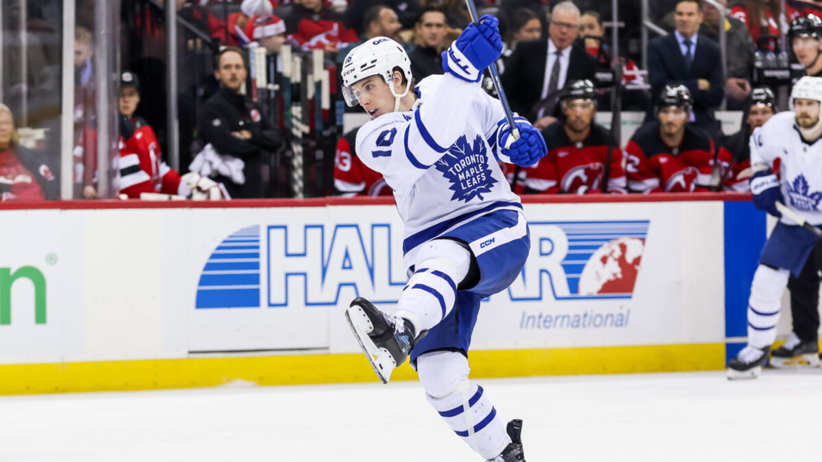 Pros & Cons to Utah Mammoth Pursuing Mitch Marner in Free Agency