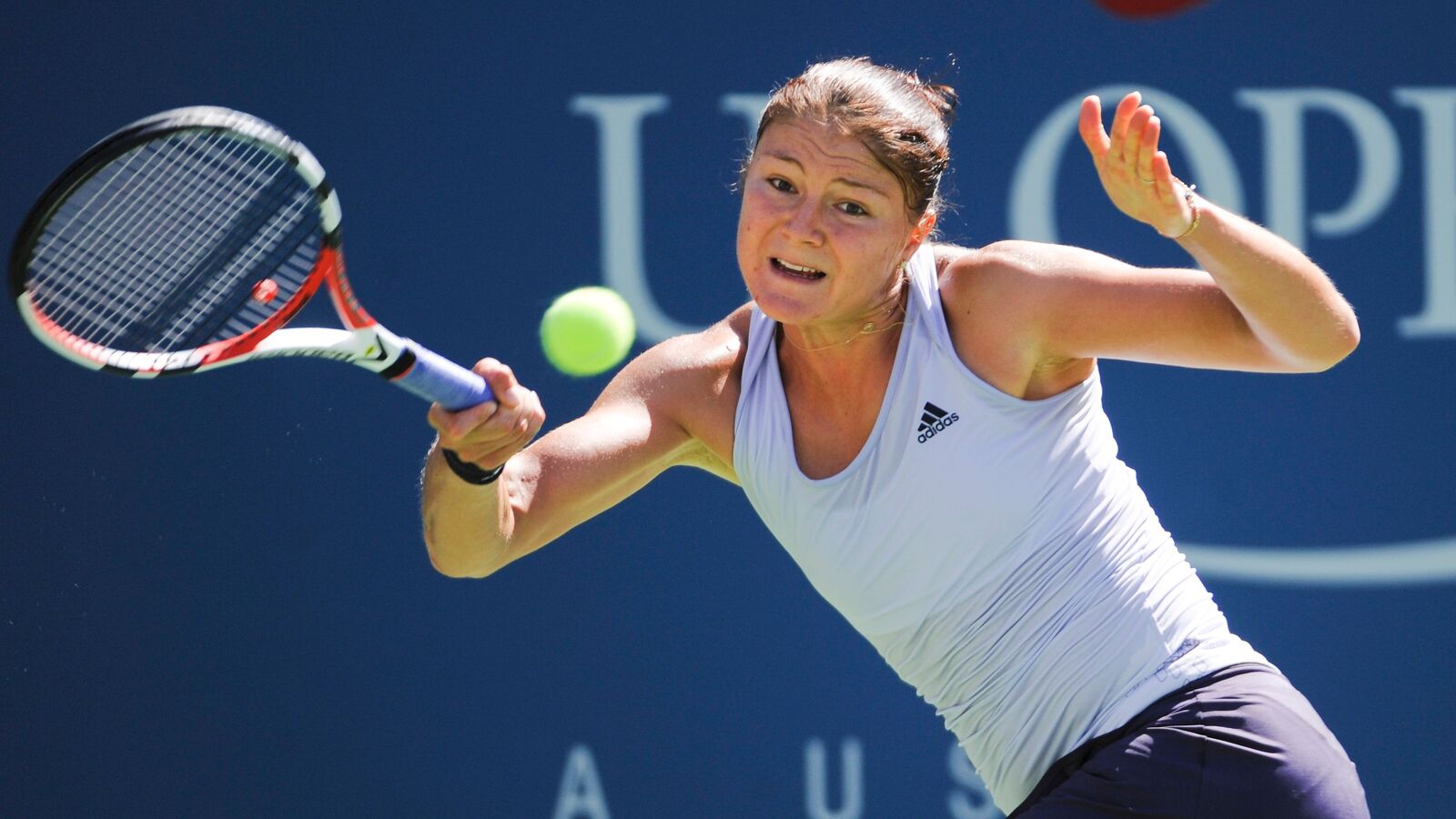 Former World No.1 Dinara Safina returns to tennis as coach of Diana Shnaider after poor start to 2025 season