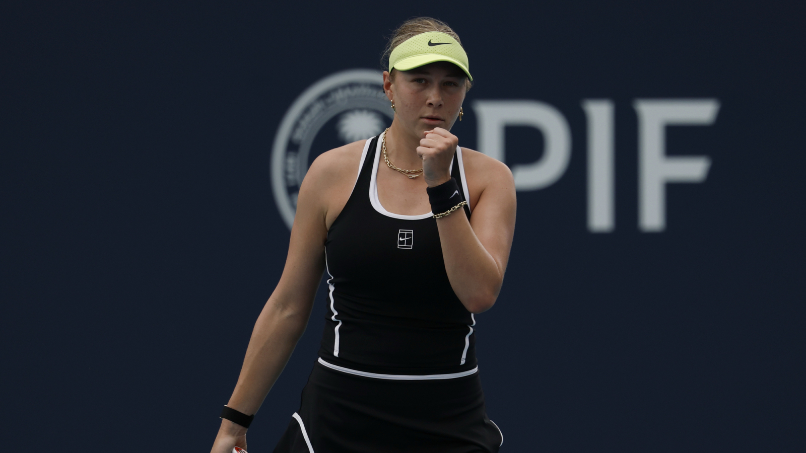Amanda Anisimova withdraws from Rome Open at last minute due to left wrist injury