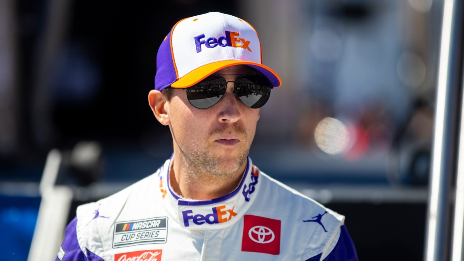 http://www.yardbarker.com/media/3/b/3b3b43cd6e936c1a11094a01d63219540cc6493e/thumb_16x9/denny-hamlin-puts-nascar-leadership-on-blast-for-made-up-stats.jpg