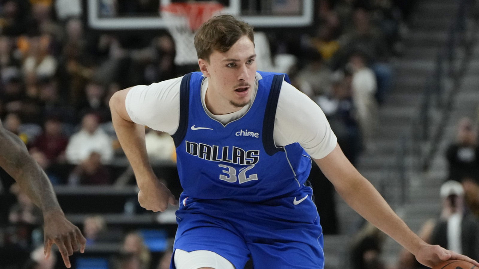 Mavericks make major Cooper Flagg decision before opening night