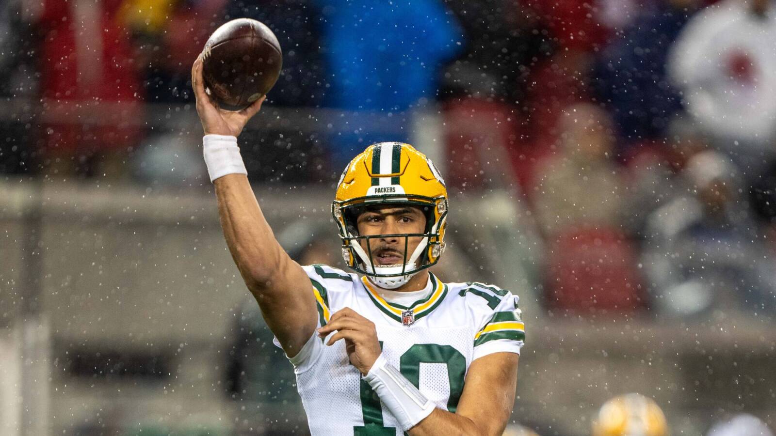 Analyst Has Bold Prediction For Packers Jordan Love In 2024