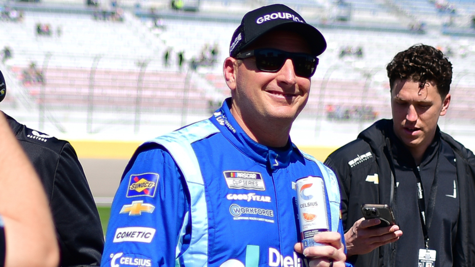 Michael McDowell wins pole for Pennzoil 400 at Las Vegas
