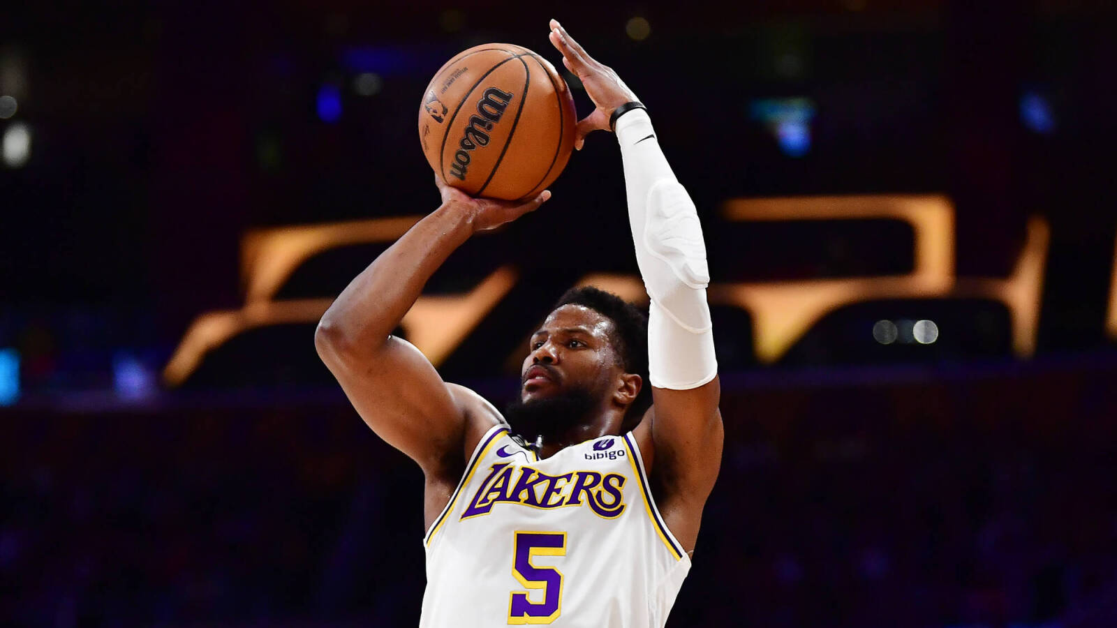 Malik Beasley calls out hurtful comments from Lakers fans on family post