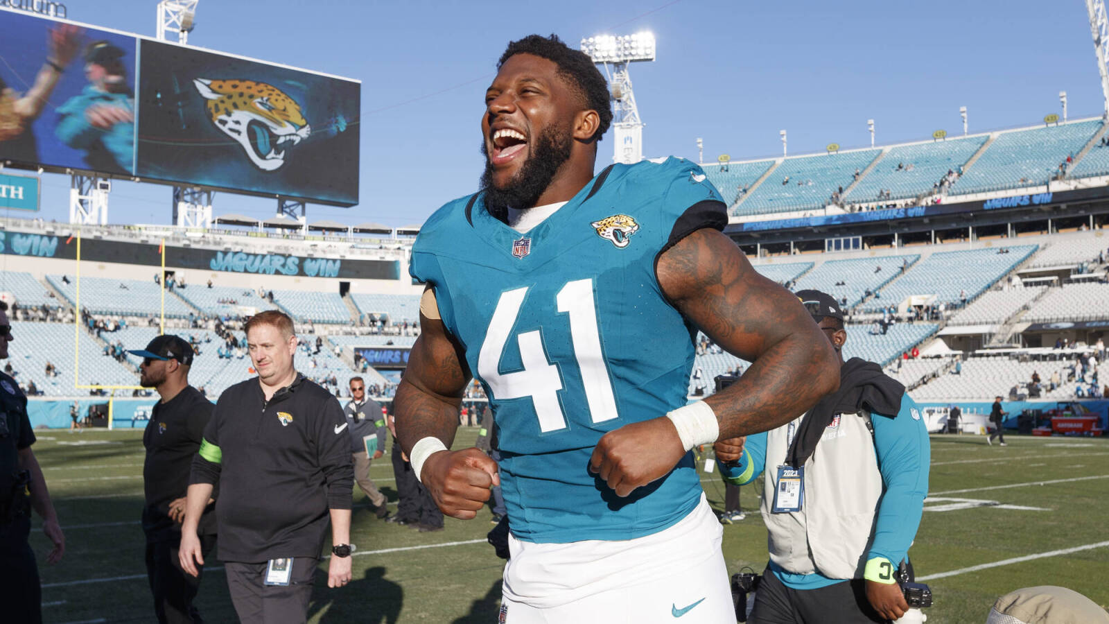 Pro Bowl LB's contract extension is most important move of Jaguars' busy offseason