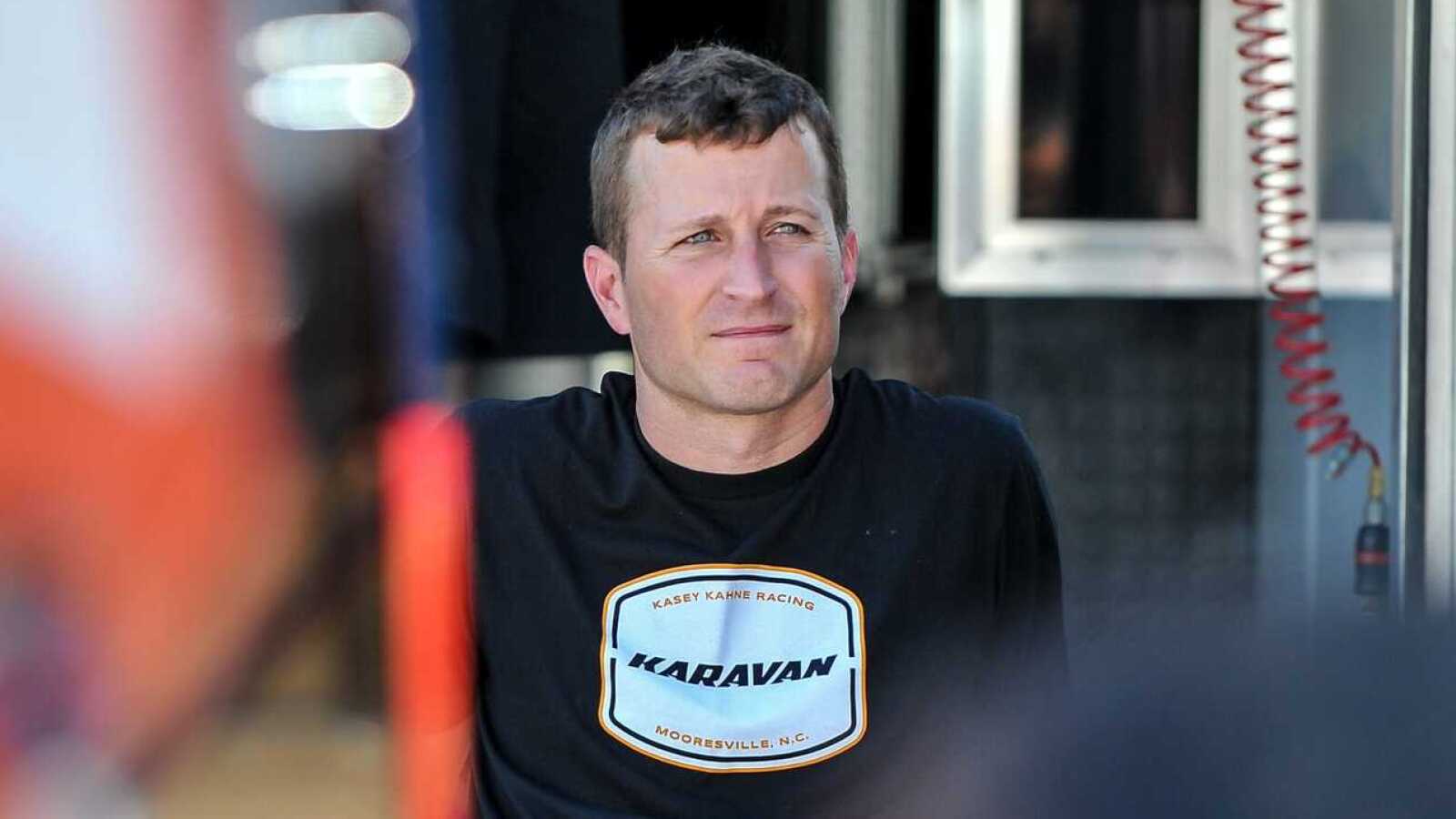 Kasey Kahne finishes 14th in first NASCAR race since 2018