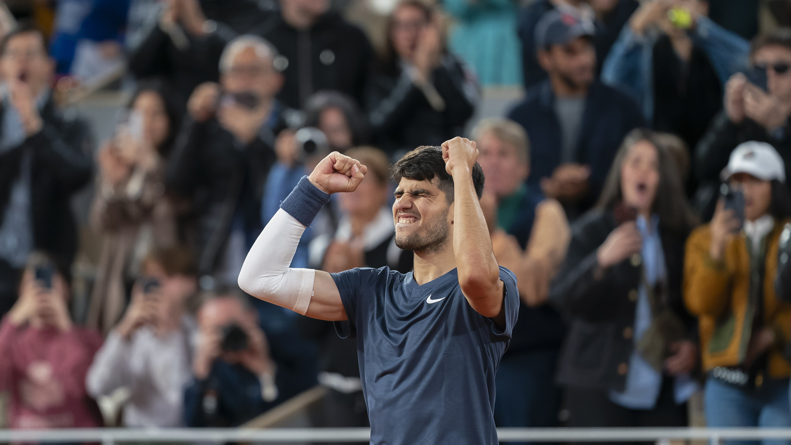 'They can hold you back,' Tim Henman advises Carlos Alcaraz to prioritize rest and recovery to avoid injuries