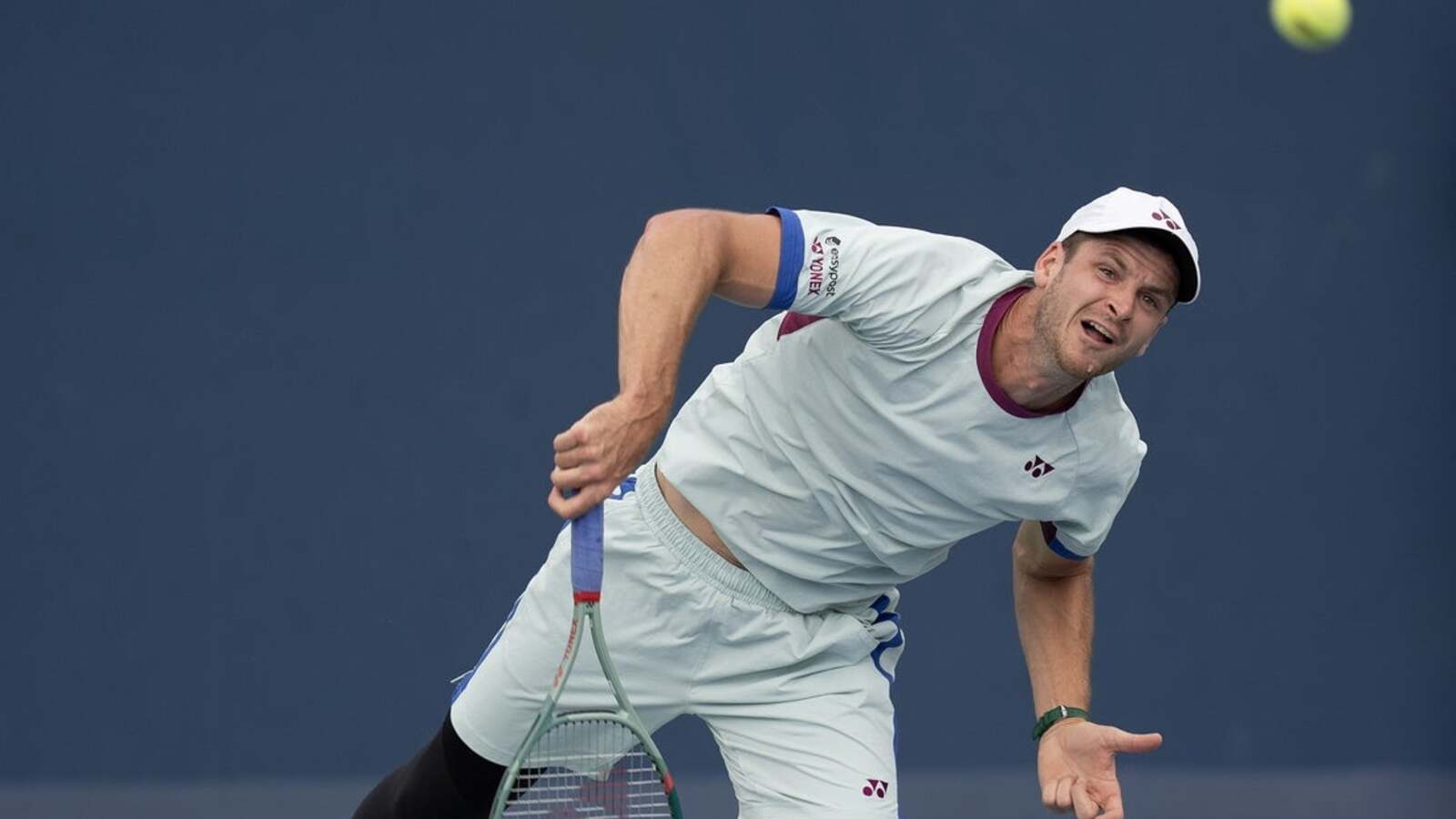 ATP roundup: One-sided matches in rainy Geneva