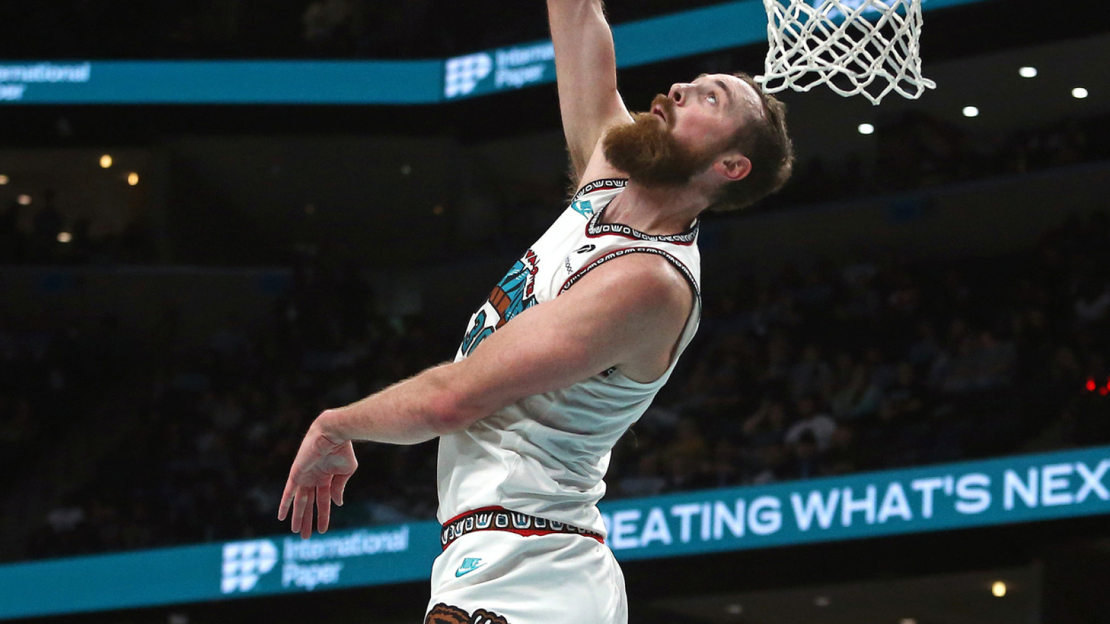 Grizzlies make room for free-agent signing by trading Jay Huff