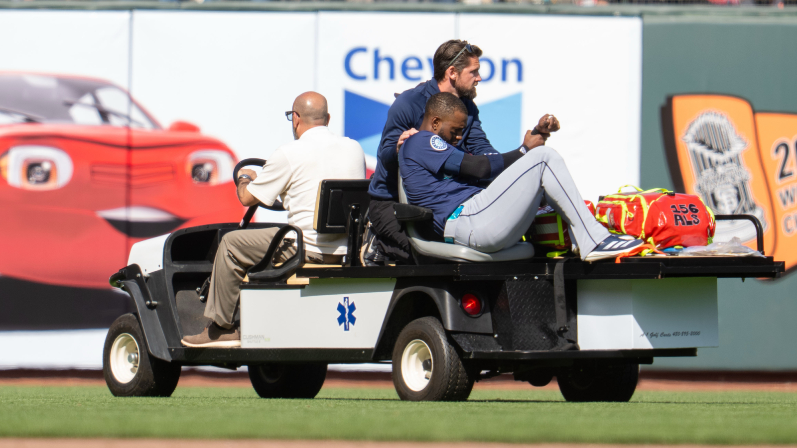 Mariners outfielder to miss about 12 weeks after gruesome injury