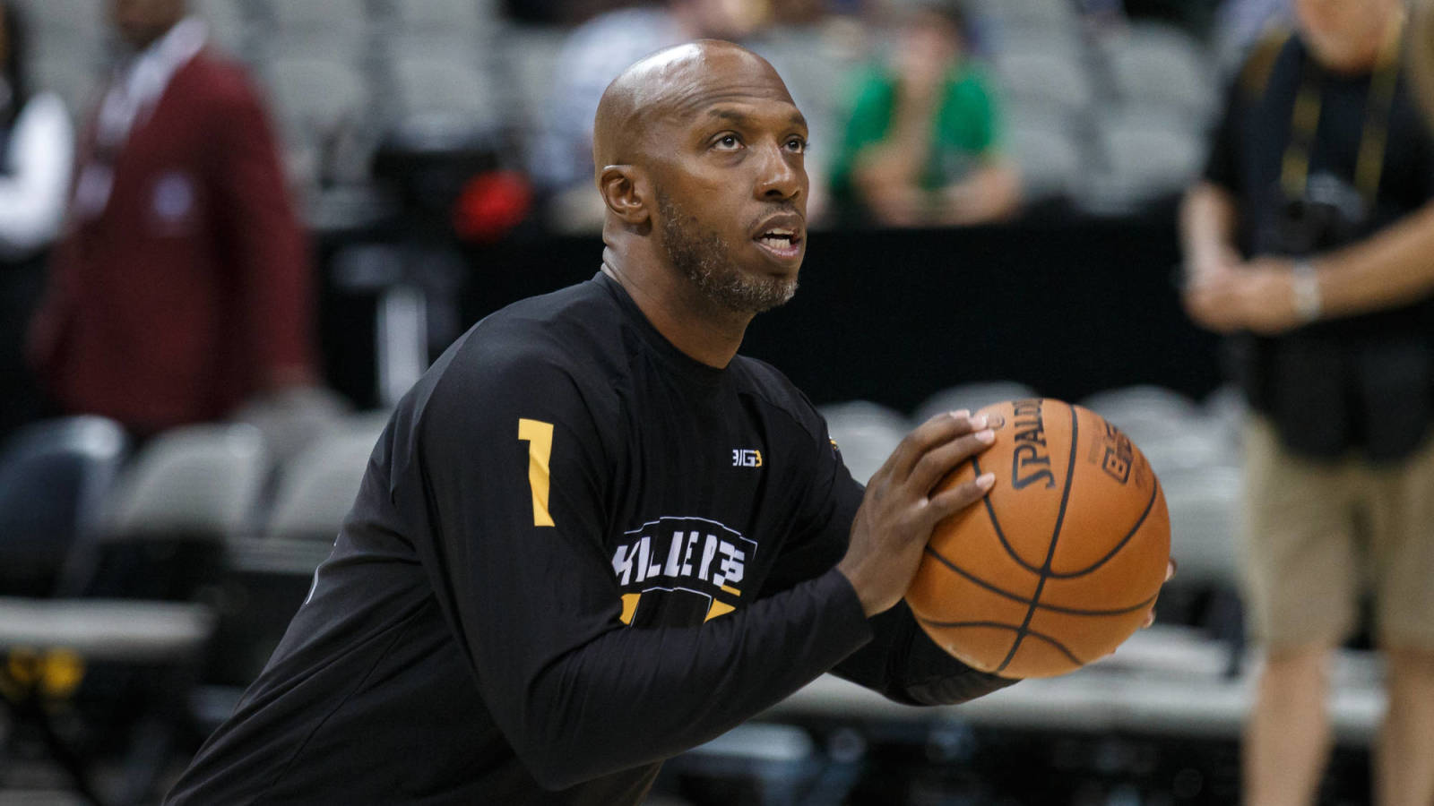 Former NBA guard Chauncey Billups, Blazers agree to five-year deal 1 Former NBA guard Chauncey Billups, Blazers agree to five-year deal
