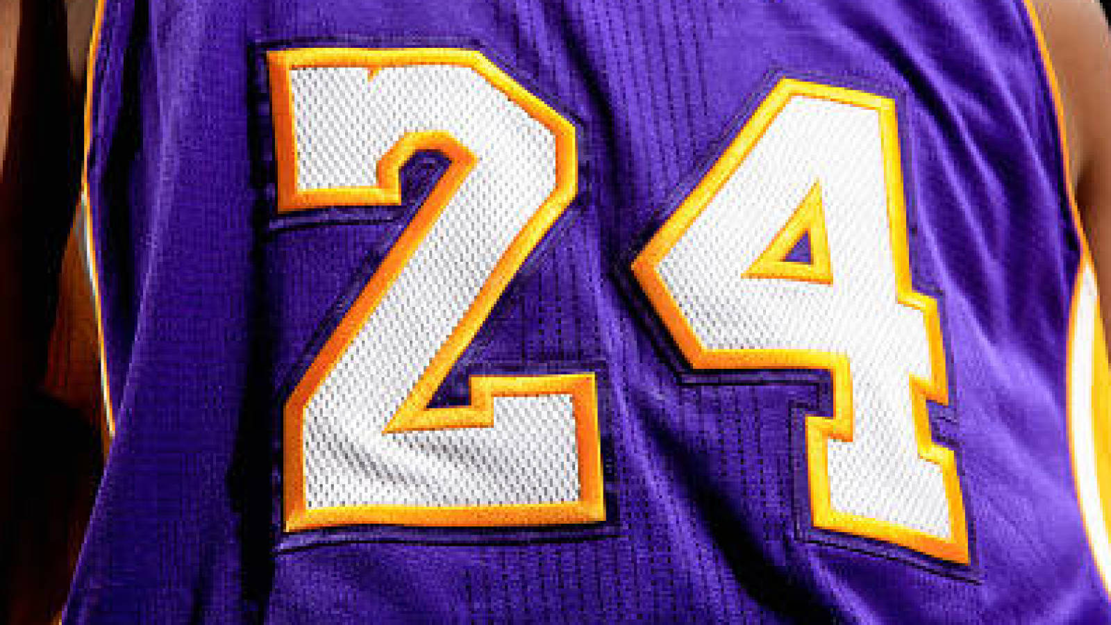 retired numbers lakers