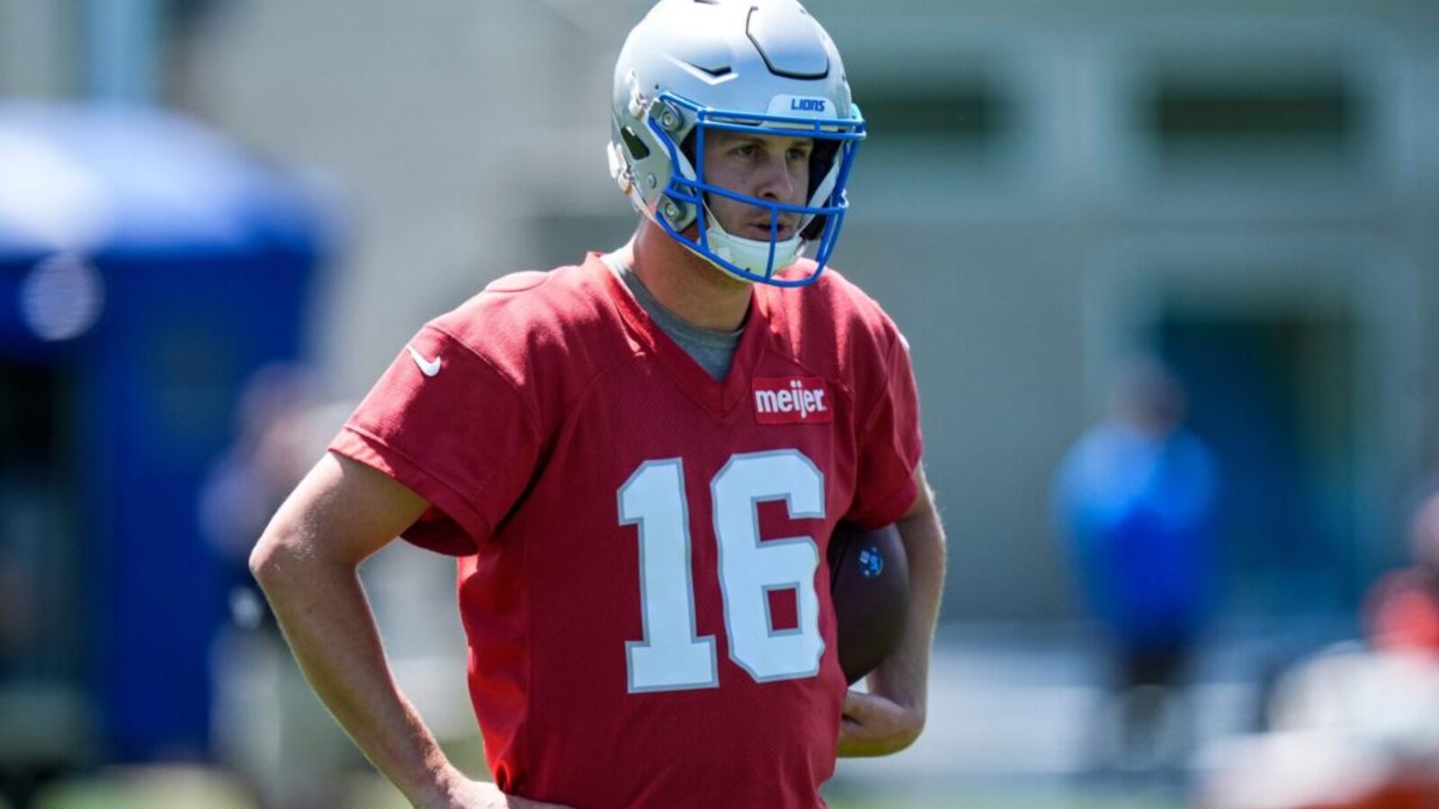 Jared Goff gets surprising edge over Drake Maye in latest QB debate