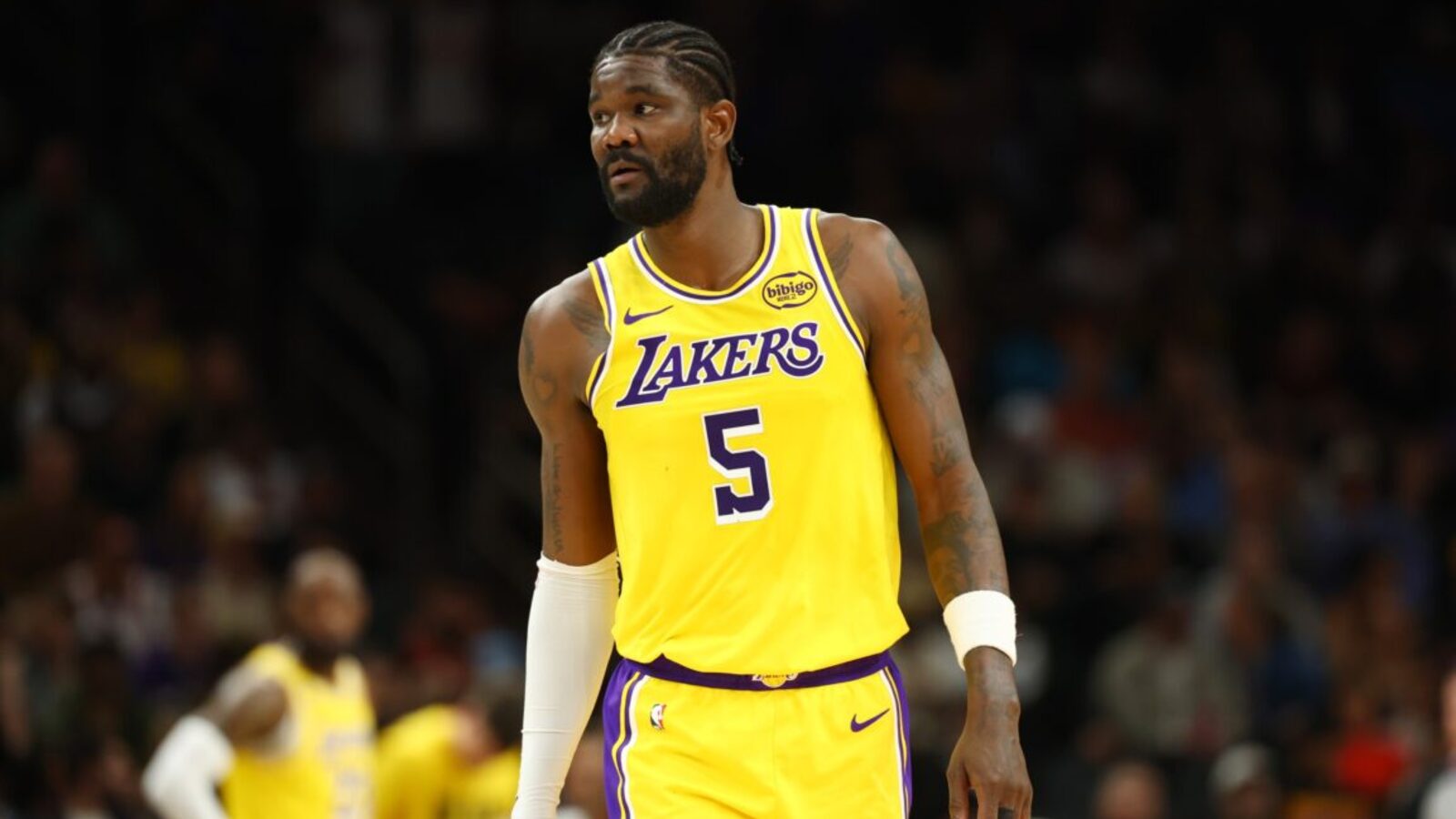 Struggling Deandre Ayton Gets Support From LeBron James’ Ex-Teammate: 'Shift Your Focus'