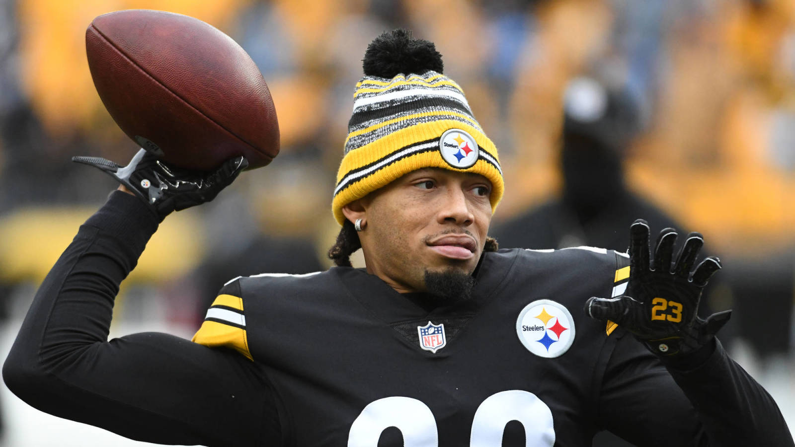 Joe Haden keeps Steelers in playoff hunt with clutch fourth-down tackle