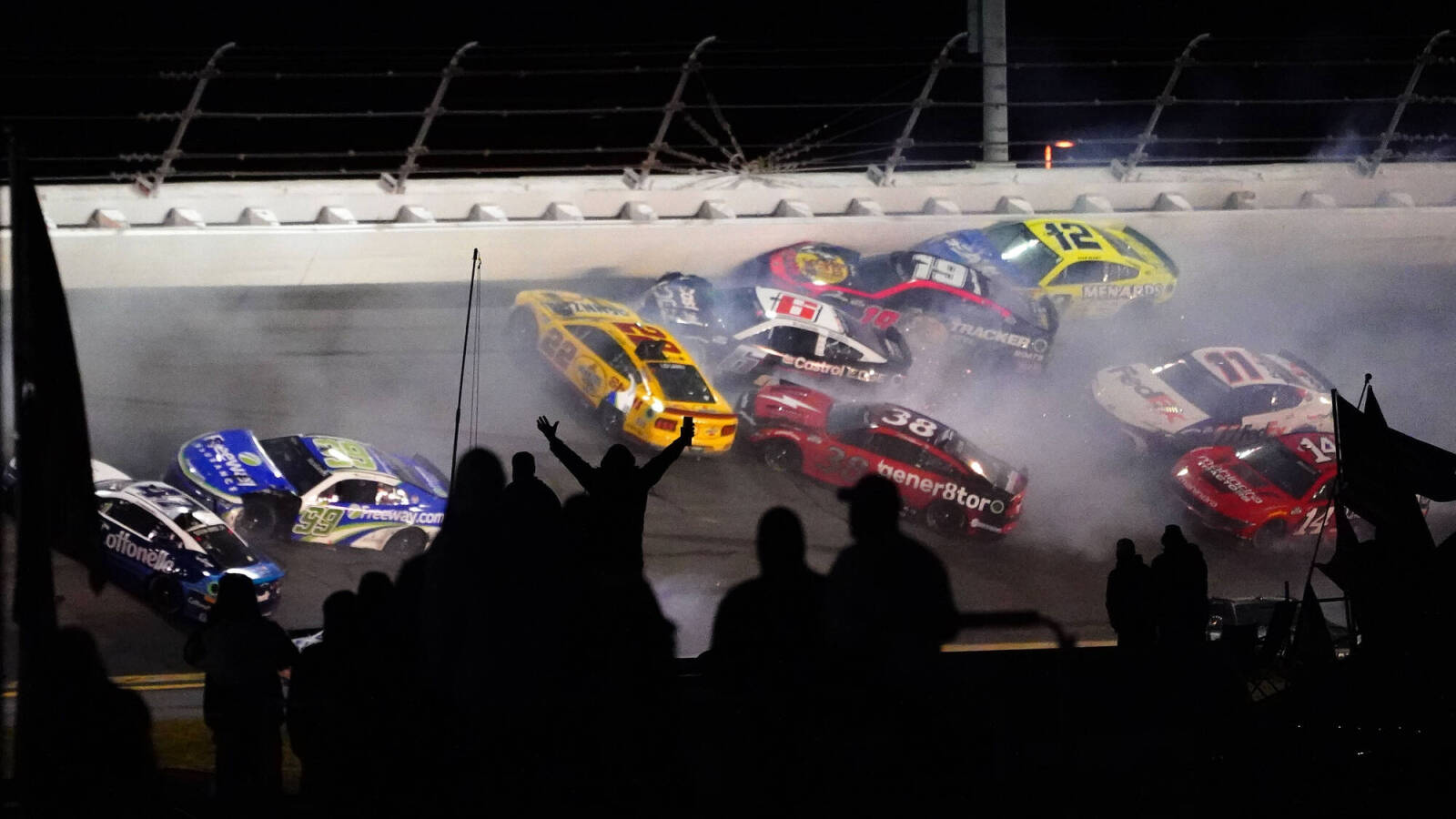 Joey Logano, Ryan Blaney knocked out of Daytona 500 as 'the big one' hits late