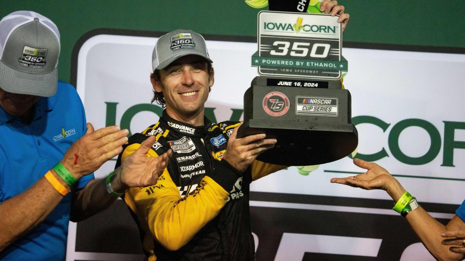 NASCAR playoff standings, Cup points updated after Iowa Corn 350 at Iowa Speedway