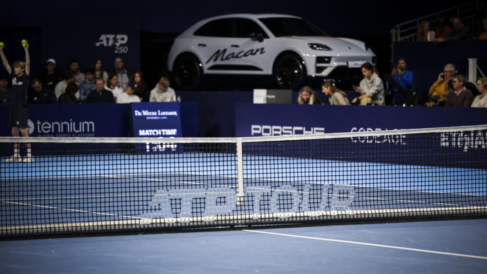 Grand Slam winner and former World No. 1 retires from tennis after 22-year career