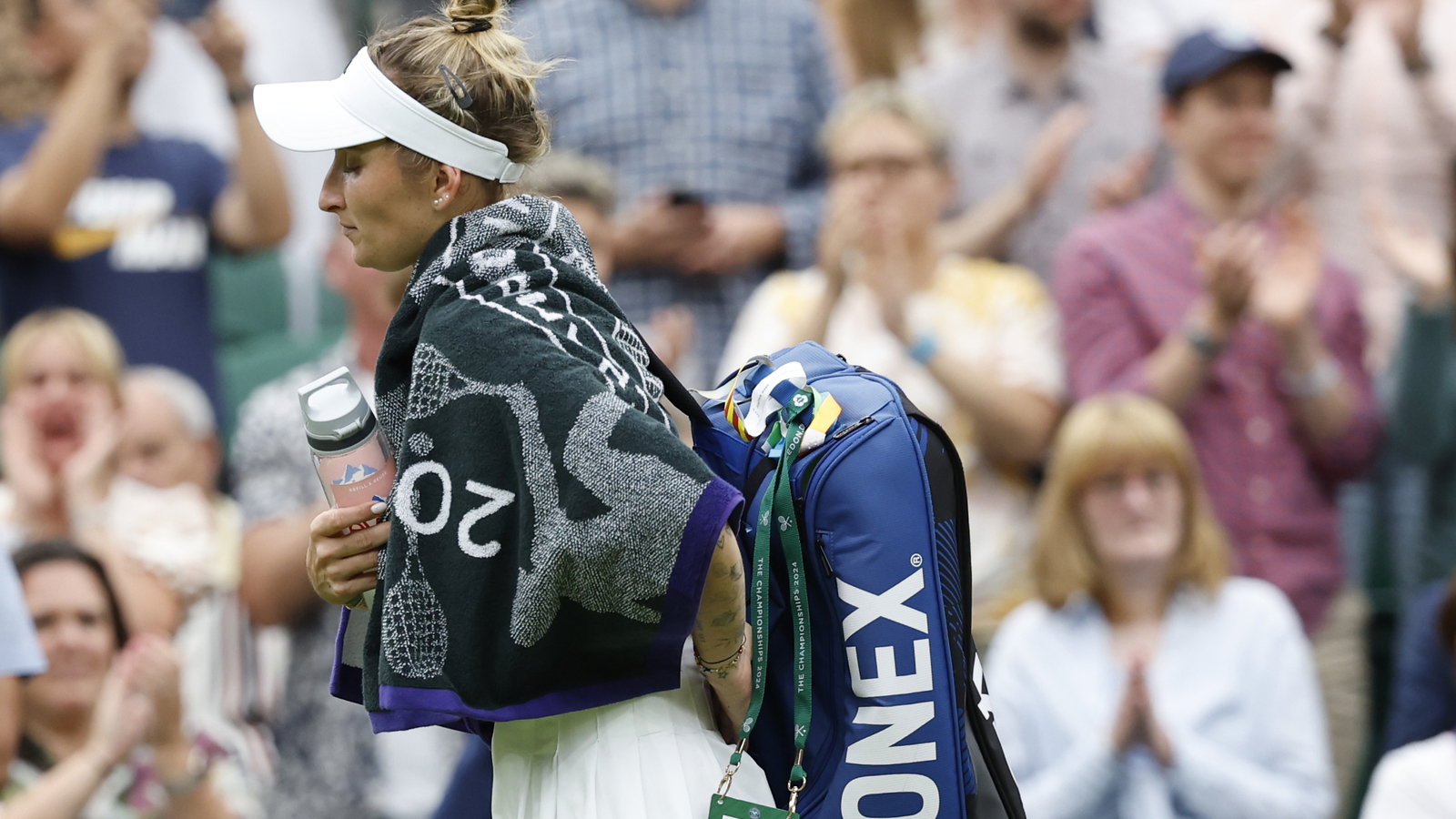 Marketa Vondrousova shares heartfelt hospital moment with Czech boyfriend Andrew Paulson