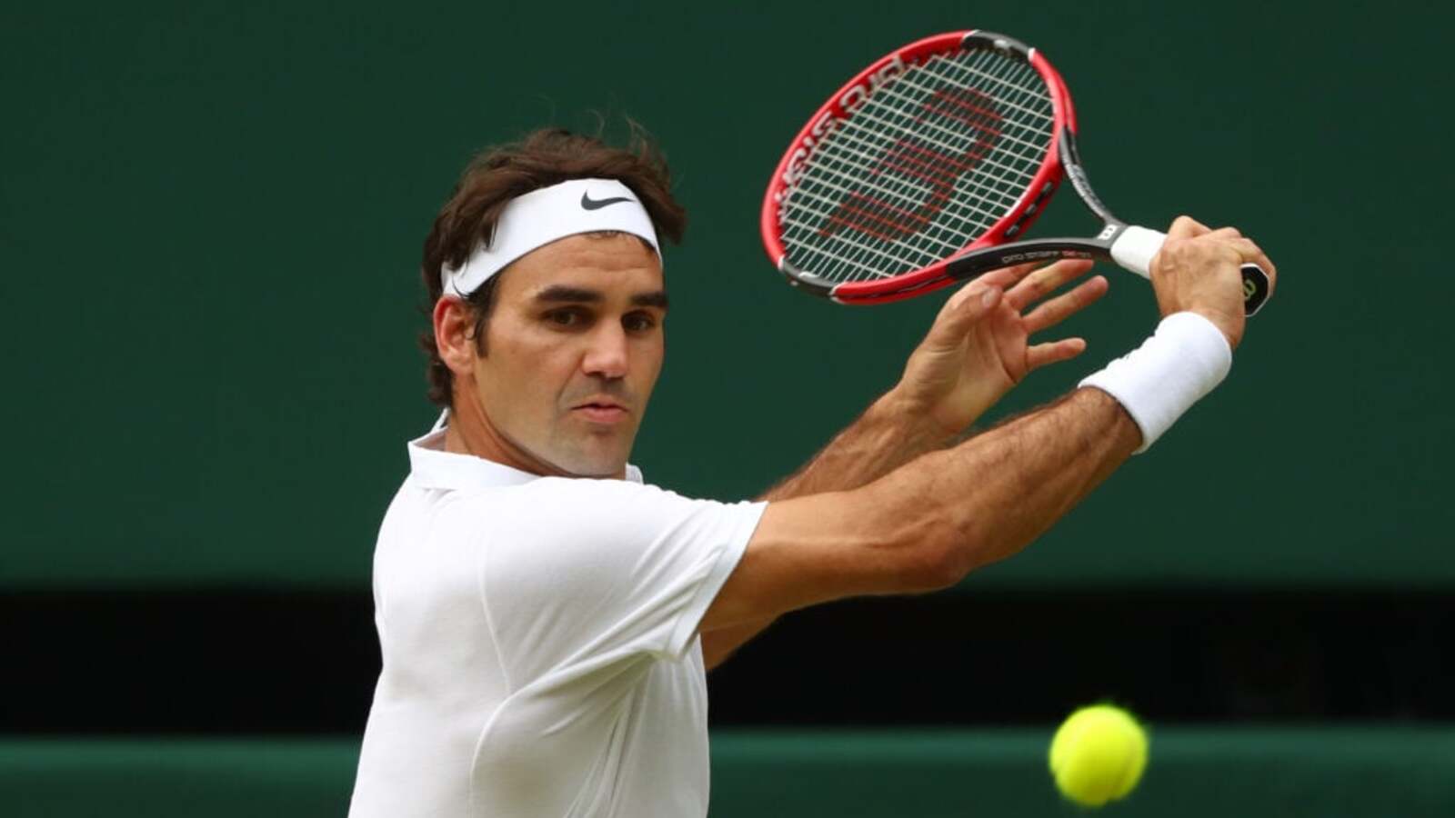 Roger Federer set to return to grass for first time since retirement