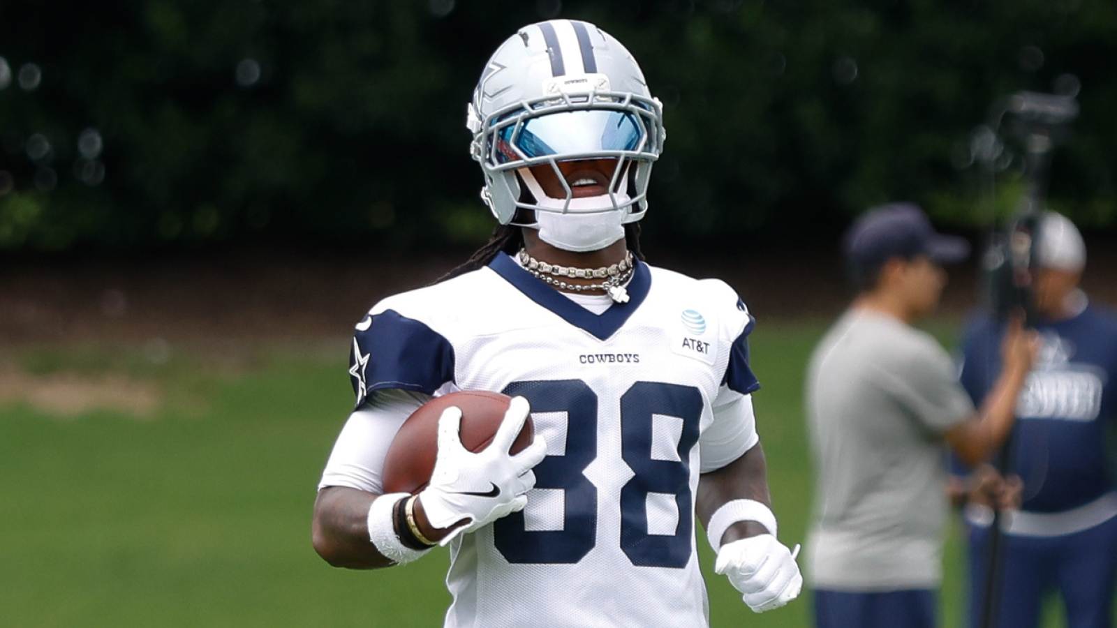 'Good luck': CeeDee Lamb sends warning to NFL regarding George Pickens