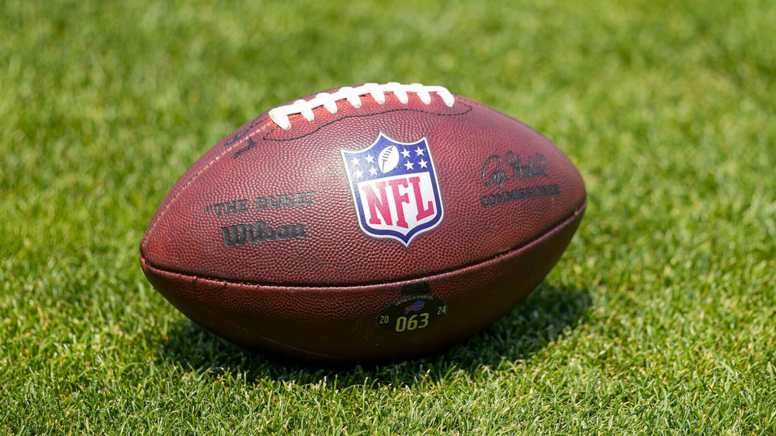 ESPN analyst says it is 'silly' that this player is not on the top NFL QBs list
