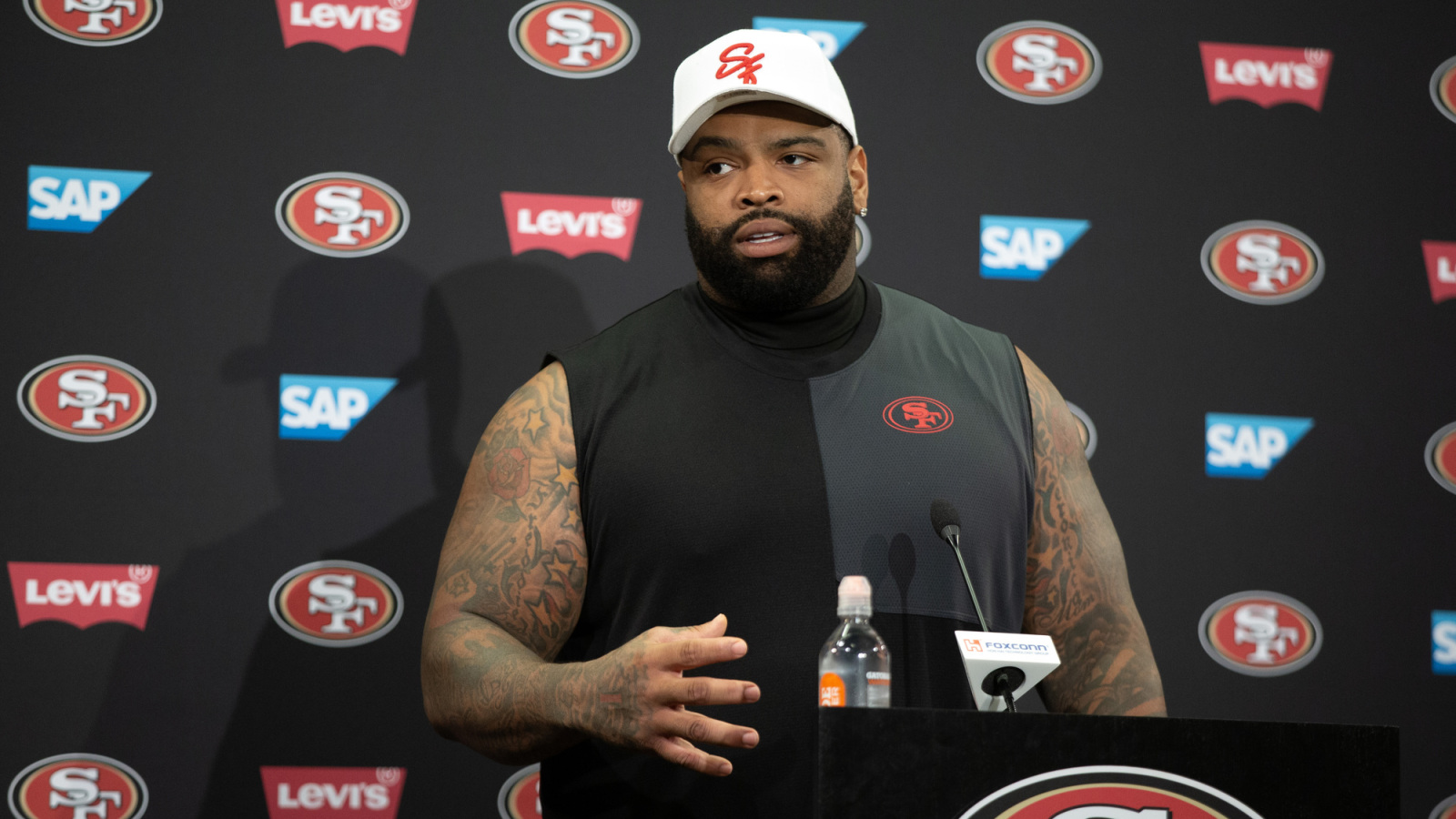 Trent Williams doesn't hold back on 49ers doubters