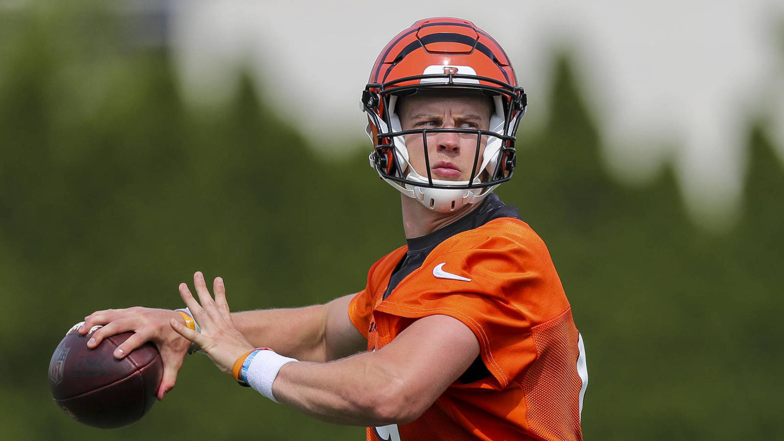 Joe Burrow reportedly struggling badly at Bengals training camp - NewsOpener Joe Burrow reportedly struggling badly at Bengals training camp