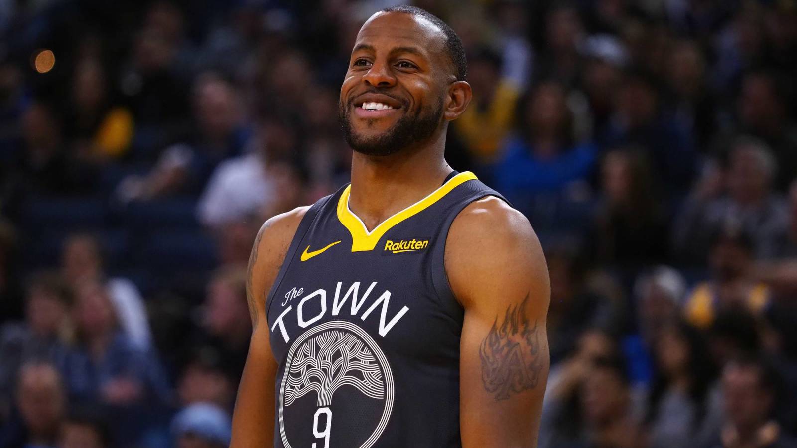 andre iguodala gsw jersey