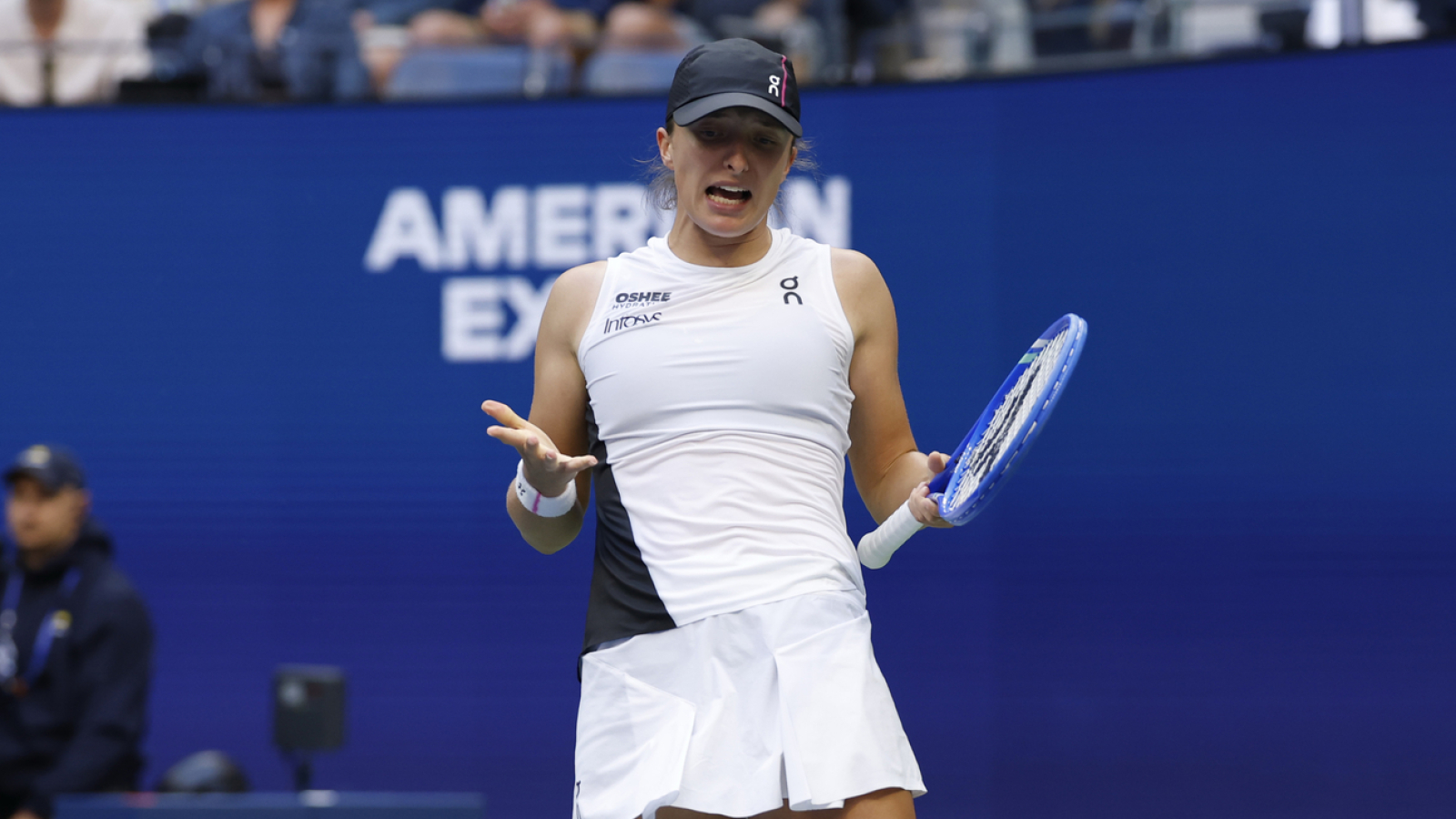 Iga Swiatek’s Dominance Tested as WTA Finals Race Turns Into a Chase